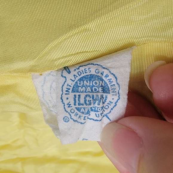 Stylish Vintage Union Made Plaid Pea Coat with Belt Spring - Picture 6 of 9